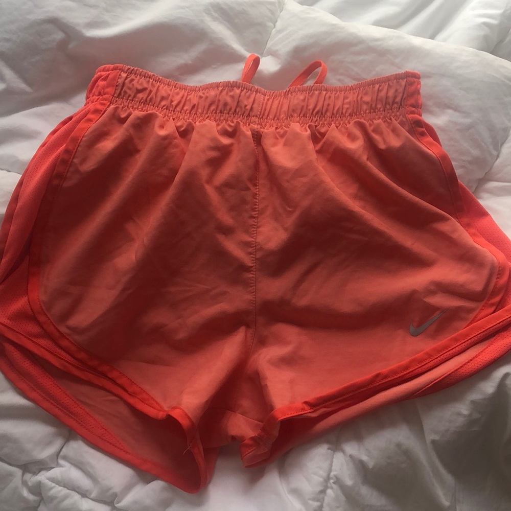 never worn Nike shorts